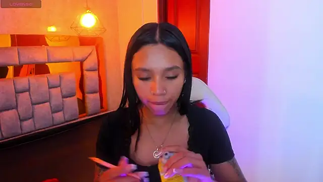 miiaboss  online show from 04-01-26, 11:33