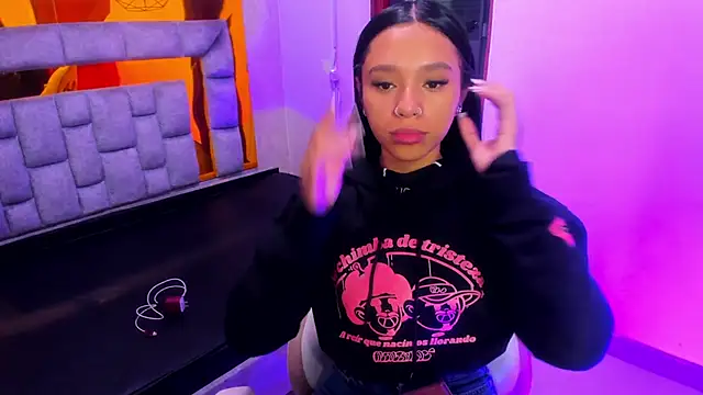 miiaboss  online show from 03-28-26, 11:00