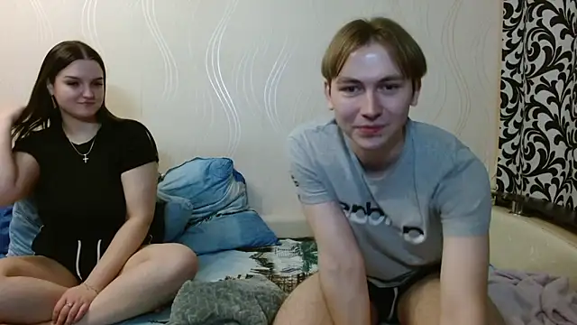 Snapshot of bighugs0 chatting on 04-01-26, 05:21 bighugs0 online show from 04-01-26, 05:21