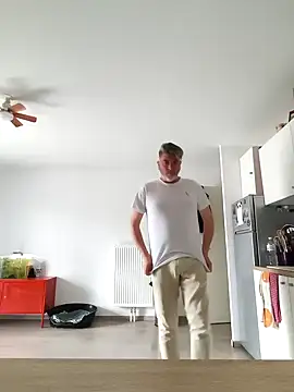 eruzam59000 online show from 04-01-26, 02:25