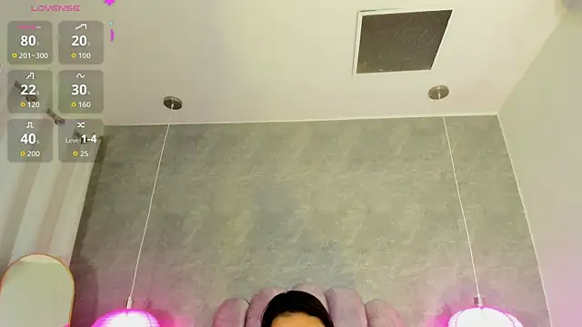 ArianaRougee online show from 07-12-26, 03:29