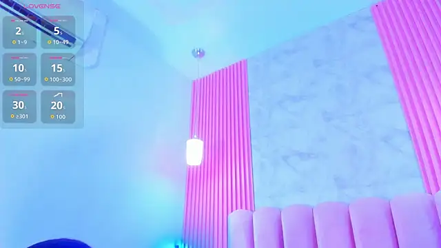 ArianaRougee online show from 07-15-26, 04:19