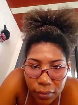 Snapshot of MarySweetieHot chatting on 03-03-26, 05:42 MarySweetieHot online show from 03-03-26, 05:42