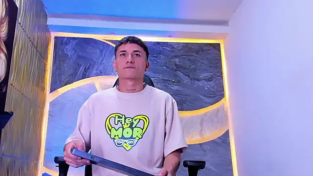 Matheus Ic  online show from 02-22-26, 06:20