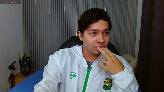 Julian Smith21 online show from 05-21-26, 05:16