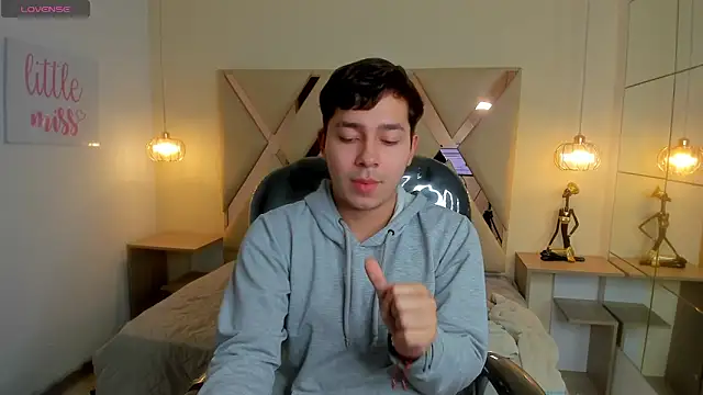 Julian Smith21 online show from 03-15-26, 03:41