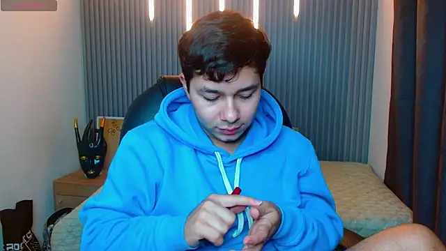 Julian Smith21 online show from 04-04-26, 11:55