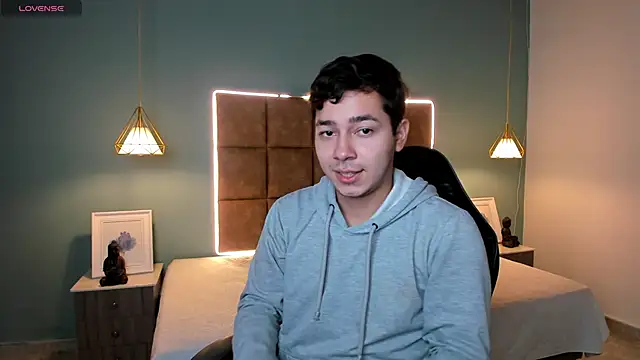 Julian Smith21 online show from 03-10-26, 01:15