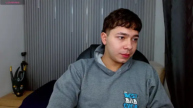 Snapshot of Julian_Smith21 chatting on 07-02-26, 04:40 Julian Smith21 online show from 07-02-26, 04:40