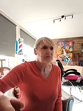 Heidiblueeyes online show from 03-06-26, 11:38