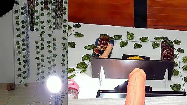 bella  funny online show from 06-17-26, 06:40
