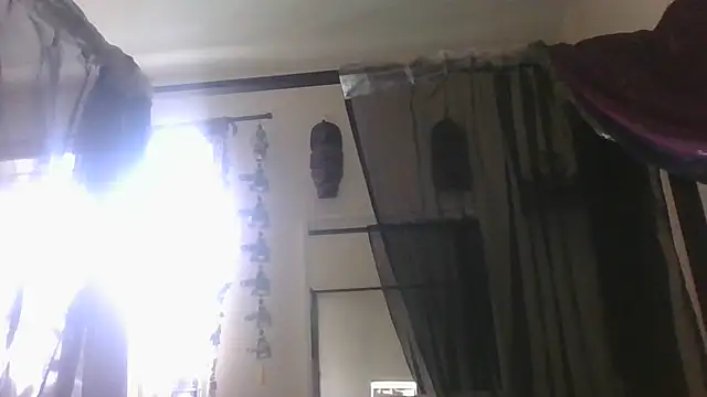 Miss seraphine online show from 03-01-26, 04:07