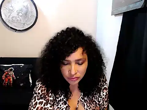Snapshot of Nerea_Boolsara8 chatting on 05-15-26, 11:03 Nerea Boolsara8 online show from 05-15-26, 11:03