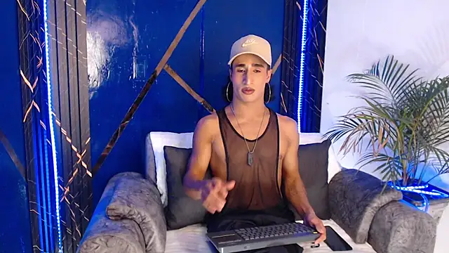 KatalinaForz online show from 02-27-26, 06:52