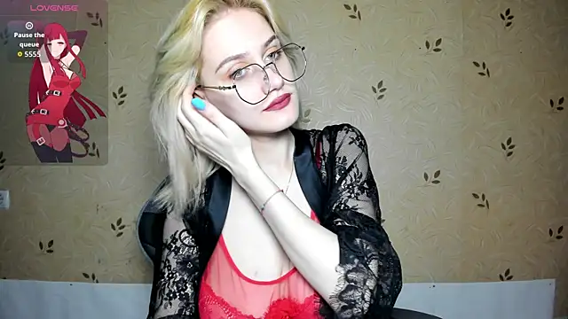 NicoleDaviss online show from 07-26-26, 07:21