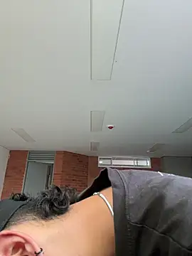 HarryGaze online show from 03-04-26, 01:08