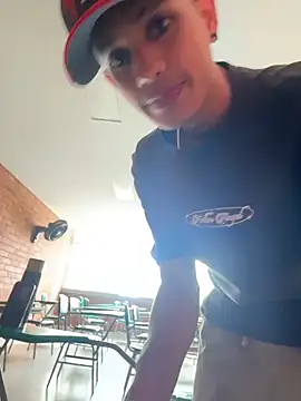 HarryGaze online show from 04-08-26, 06:09