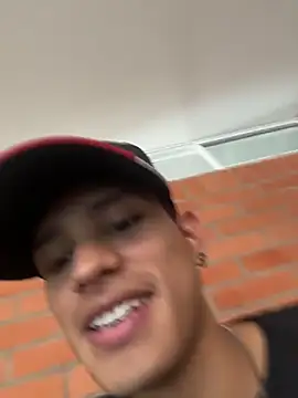 HarryGaze online show from 03-09-26, 01:58