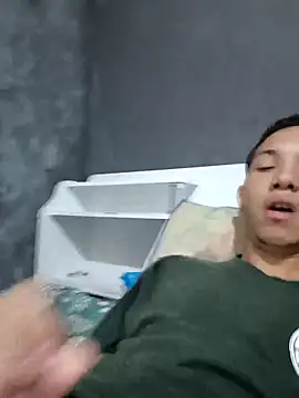 Snapshot of Gustavo063safado chatting on 02-25-26, 01:55 Gustavo063safado online show from 02-25-26, 01:55