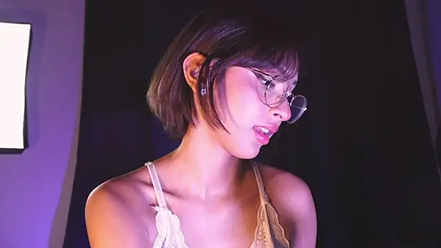 Snapshot of __lya_ chatting on 05-28-26, 03:36 lya online show from 05-28-26, 03:36
