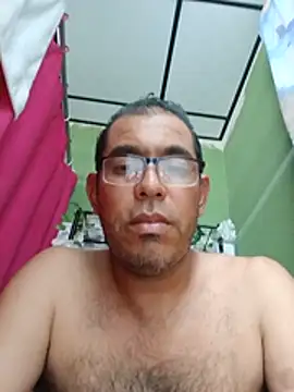 Snapshot of Guepad chatting on 06-28-26, 07:53 Guepad online show from 06-28-26, 07:53