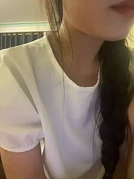 Snapshot of Rio-cute chatting on 06-19-26, 05:19 Rio-cute online show from 06-19-26, 05:19