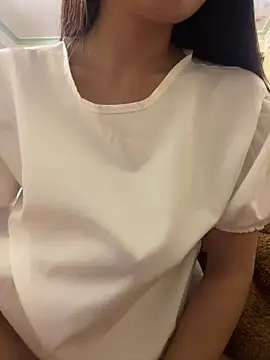 Snapshot of Rio-cute chatting on 06-18-26, 01:04 Rio-cute online show from 06-18-26, 01:04