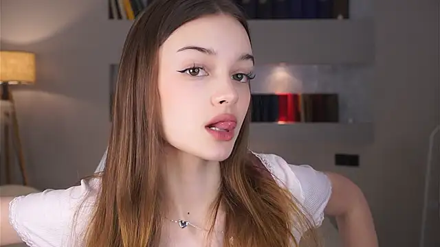 JodiAwyie online show from 03-17-26, 06:33