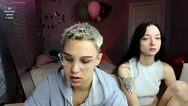 LuxuryLoverss online show from 03-26-26, 11:08