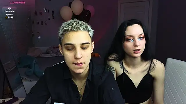 LuxuryLoverss online show from 04-02-26, 10:55