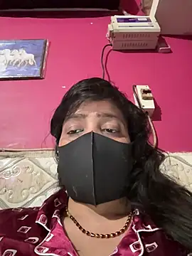 Snapshot of sweet_lips77 chatting on 03-15-26, 07:21 sweet lips77 online show from 03-15-26, 07:21