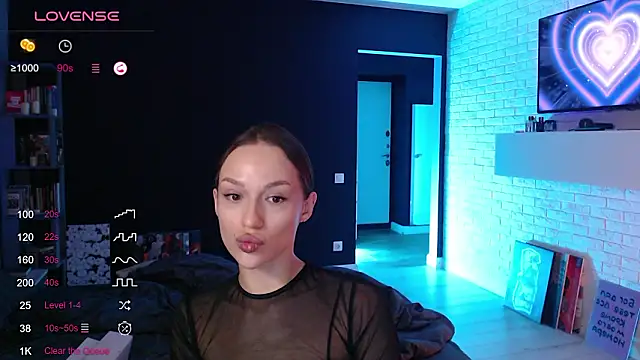 Snapshot of Jade_Amore chatting on 03-11-26, 04:01 Jade Amore online show from 03-11-26, 04:01