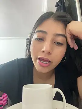 Sexy mia outdoors online show from 04-12-26, 05:44