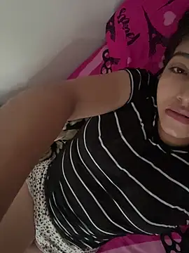 Sexy mia outdoors online show from 04-12-26, 07:39