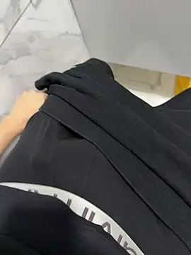 Vireontr1 online show from 02-22-26, 04:41