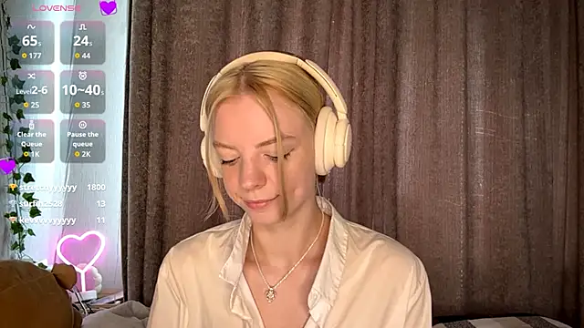 Marry Sornatiko online show from 06-21-26, 03:07