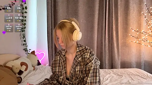 Marry Sornatiko online show from 04-30-26, 03:19