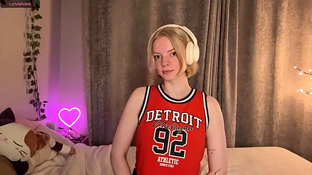 Marry Sornatiko online show from 05-14-26, 06:27
