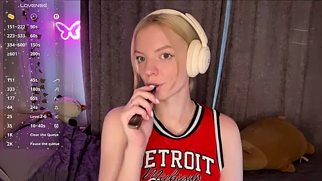Marry Sornatiko online show from 07-13-26, 03:33