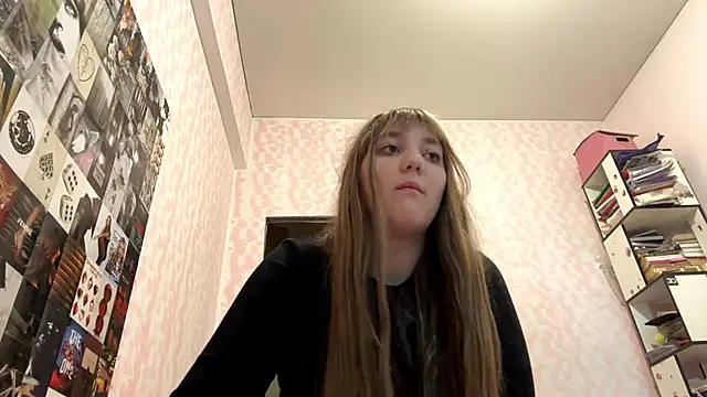 JanineThielman online show from 06-18-26, 01:27