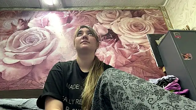 JanineThielman online show from 07-29-26, 06:01
