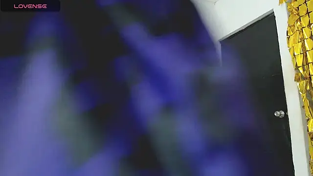 FranchescaSexy1 online show from 03-19-26, 02:44