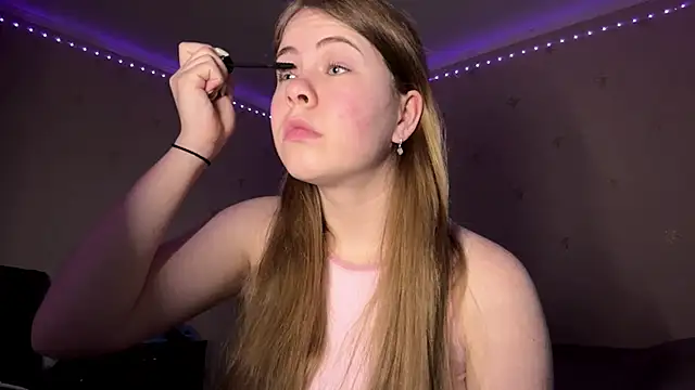 Snapshot of Amy_Maev chatting on 03-29-26, 03:08 Amy Maev online show from 03-29-26, 03:08