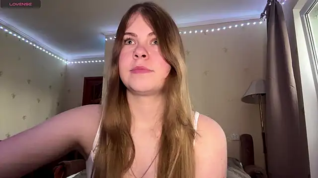 Snapshot of Amy_Maev chatting on 04-15-26, 12:21 Amy Maev online show from 04-15-26, 12:21