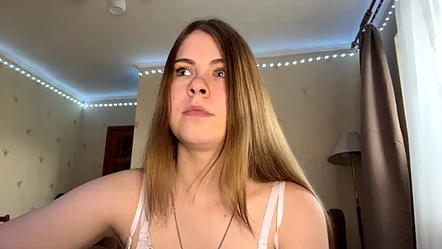 Snapshot of Amy_Maev chatting on 04-14-26, 11:48 Amy Maev online show from 04-14-26, 11:48