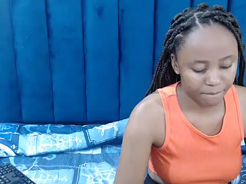 CreamyTea online show from 03-18-26, 08:53