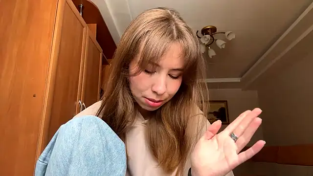 SerenaHawthorne online show from 02-27-26, 10:04