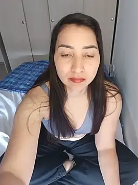 Snapshot of ANGELY_WET_JEET chatting on 08-01-26, 06:50 ANGELY WET JEET online show from 08-01-26, 06:50