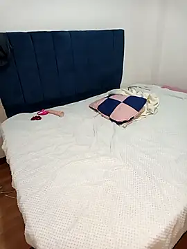 ANGELY WET JEET online show from 04-18-26, 04:04