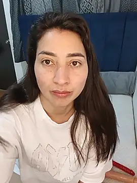 Snapshot of ANGELY_WET_JEET chatting on 06-26-26, 03:12 ANGELY WET JEET online show from 06-26-26, 03:12